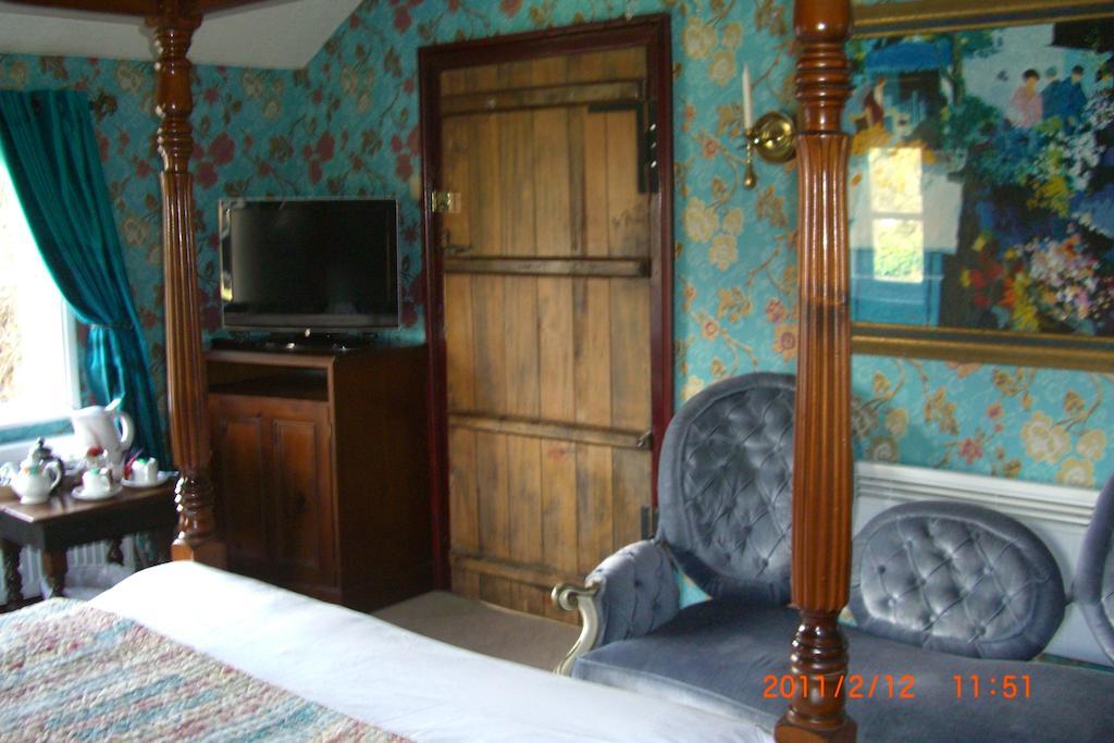 Ash Farm Country House Hotel Little Bollington Room photo