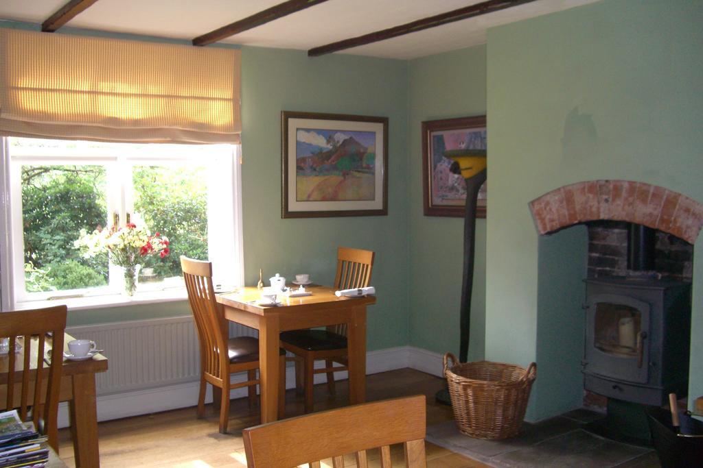 Ash Farm Country House Little Bollington Exterior photo